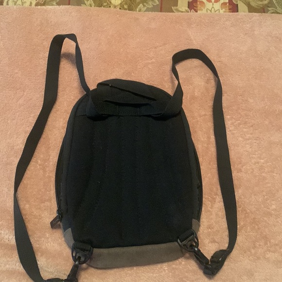 Game console camera backpack. - Picture 4 of 4